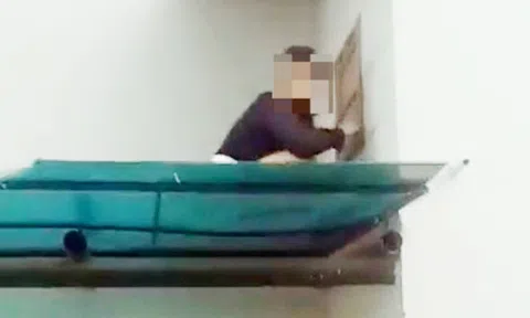 Bí thư huyện \'thăm\' nữ cán bộ trong nhà nghỉ: Tiết lộ bất ngờ từ công an xã